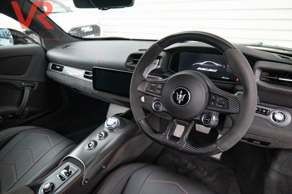 Maserati MC20 3L Null Black #2