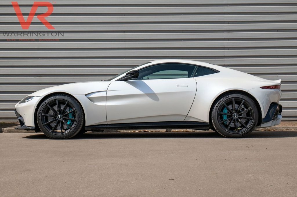 Aston Martin Vantage V8 White #6