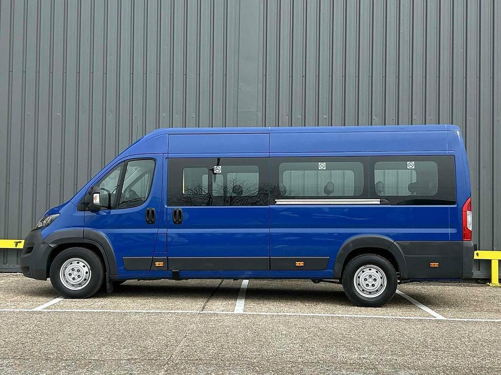 Peugeot Boxer Bluehdi 440 2.0 Minibus 9-17 Seats Di Blue #5