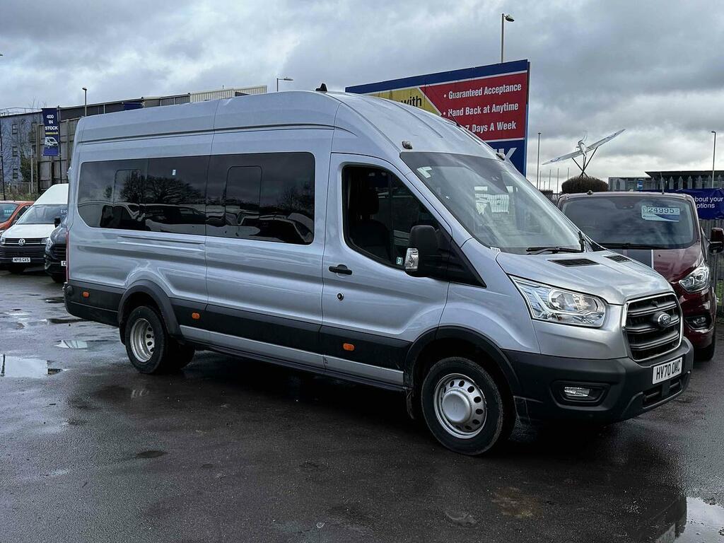 Ford Transit Custom 2.0 460 Ecoblue Leader Minibus Double Cab Dies HV70OMC Silver