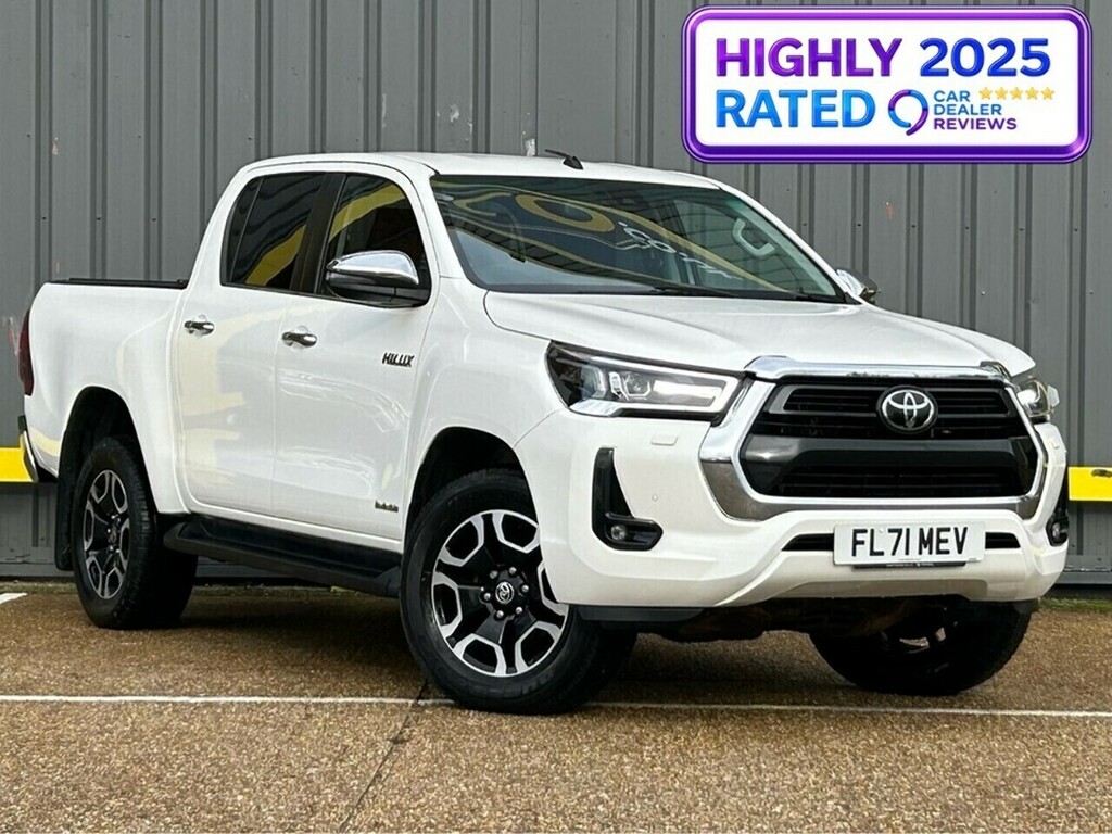 Toyota HILUX D-4d Invincible Pickup 2.4 Pickup Ma White