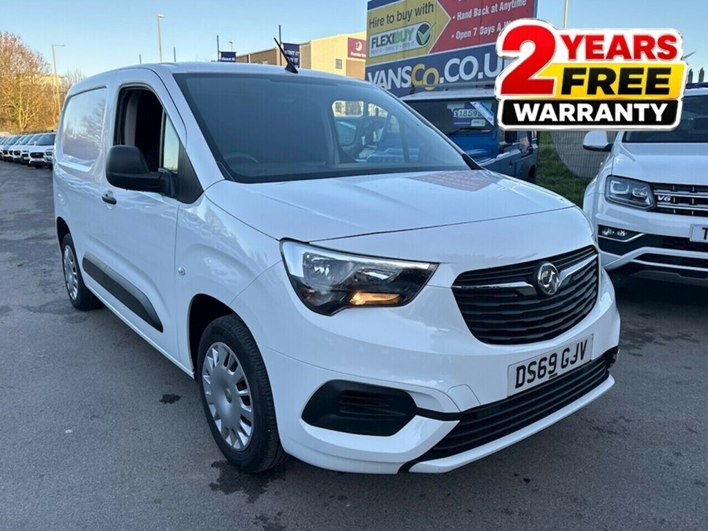 Vauxhall Combo 1.5 Turbo D 2000 Sportive Panel Van Man White