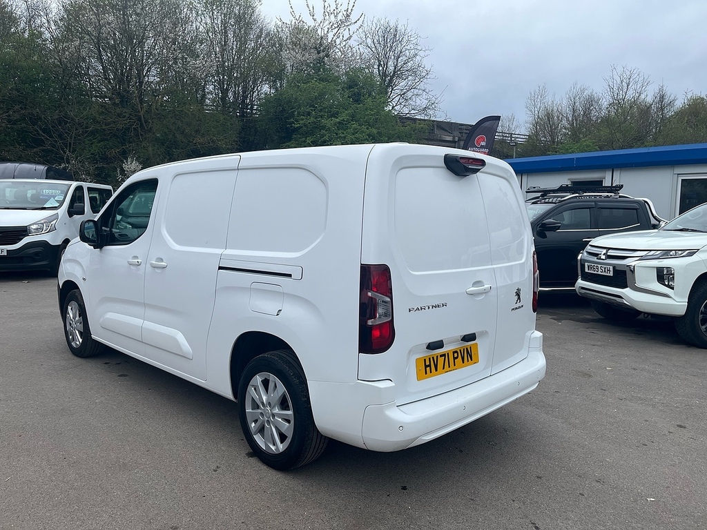 Peugeot Partner 1.5 Bluehdi 950 Asphalt Premium Long Panel Van 6Dr HV71PVN White #6