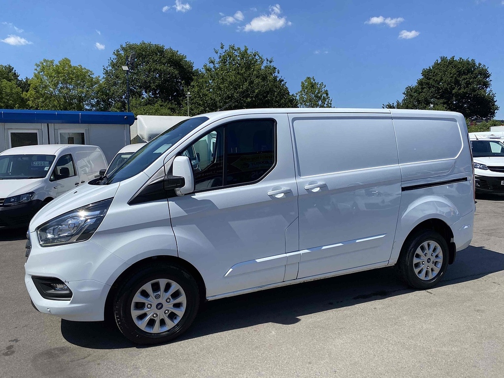 Ford Transit Custom 2.0 300 Ecoblue Limited Panel Van Manua CA70XTW White #5