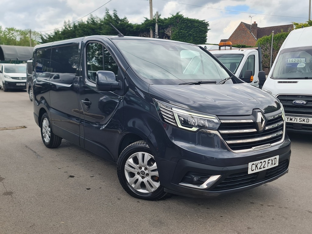 Renault Trafic 2.0 Dci Blue Sl28 Sport Panel Van Manua Grey