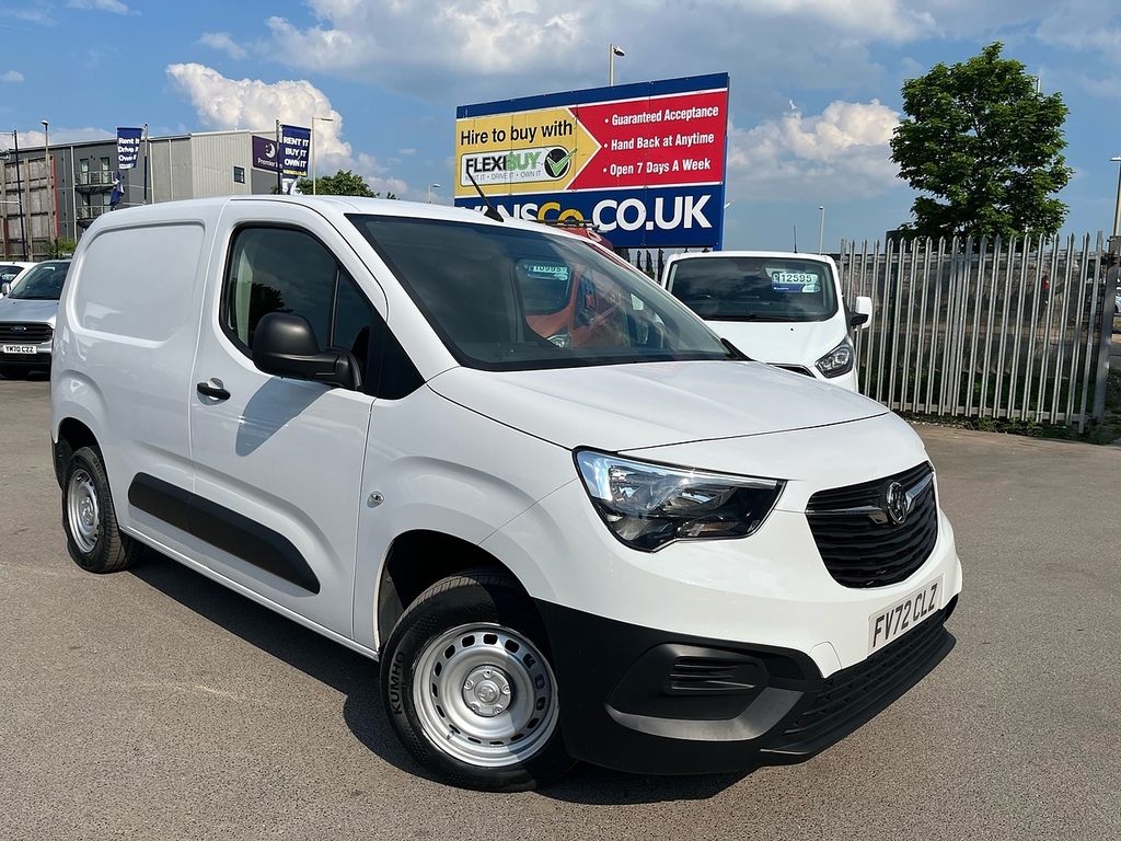 Vauxhall Combo 1.5 Turbo D 2000 Dynamic Panel Van Manu FV72CLZ White #4