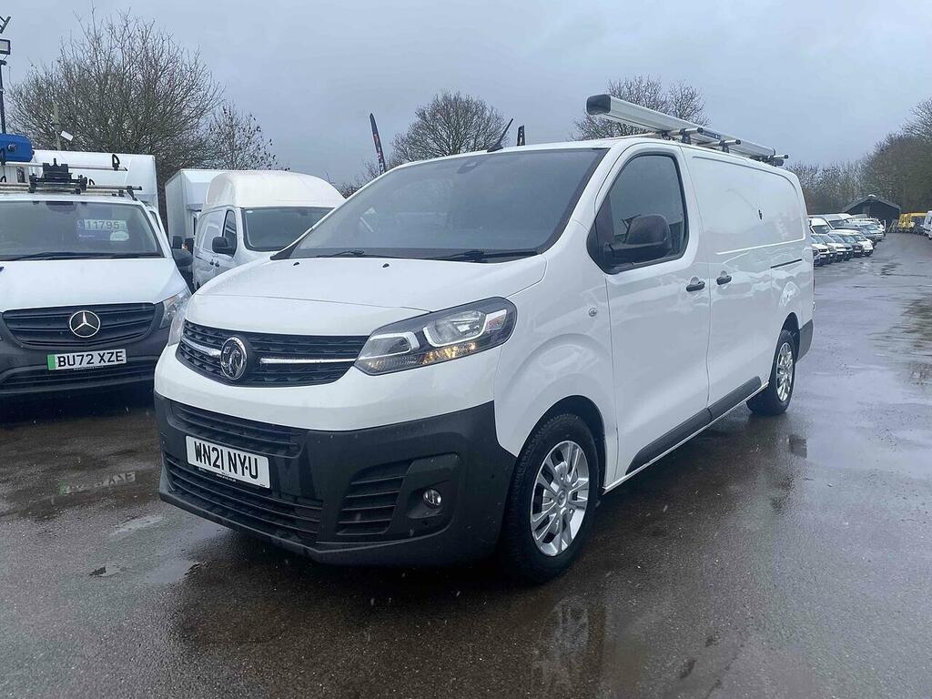 Vauxhall Vivaro 2.0 Turbo D 3100 Dynamic Panel Van 6Dr Manu WN21NYU White #3