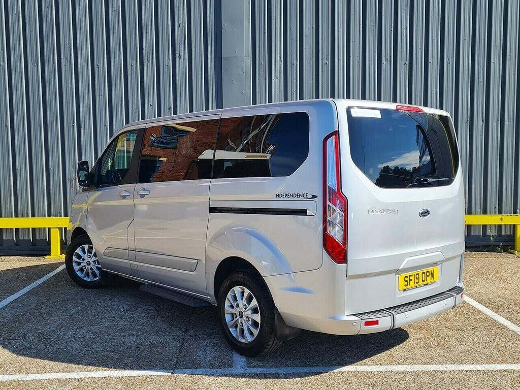Ford Tourneo Custom 2.0 320 Ecoblue Titanium Minibus Double Cab Di Silver #6