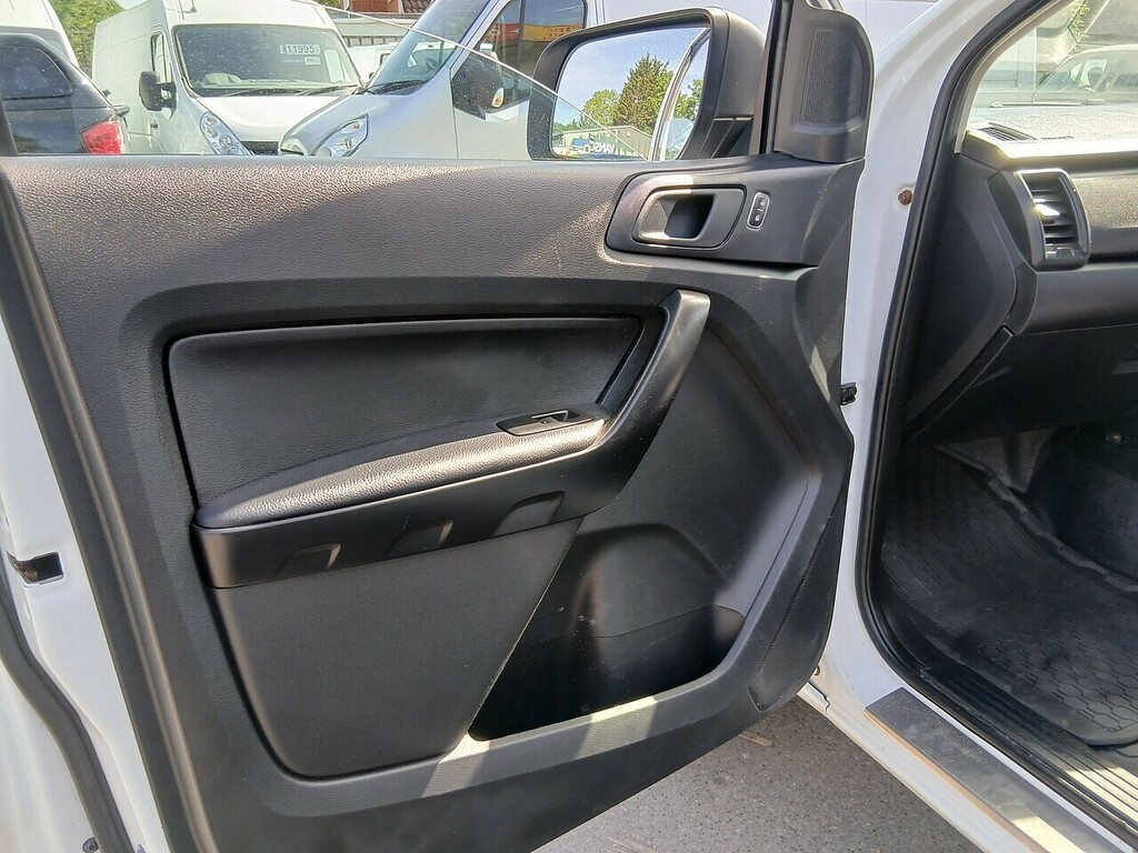 Ford Ranger 2.0 Ecoblue XL Pickup Double Cab White #4