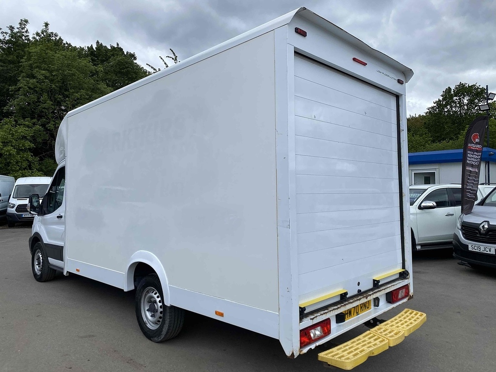 Ford Transit Custom 2.0 350 Ecoblue Chassis Double Cab Manu HW70RNU White #6