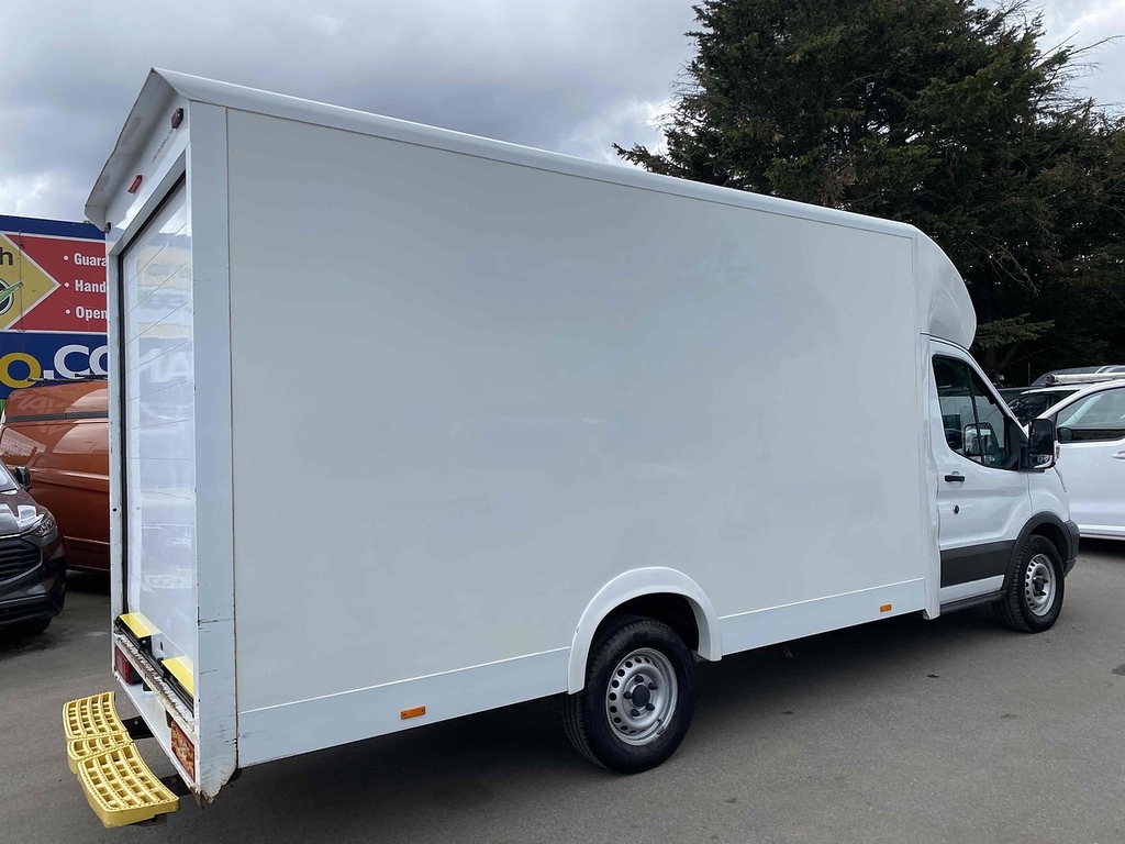 Ford Transit Custom 2.0 350 Ecoblue Chassis Double Cab Manu HW70RNU White #6