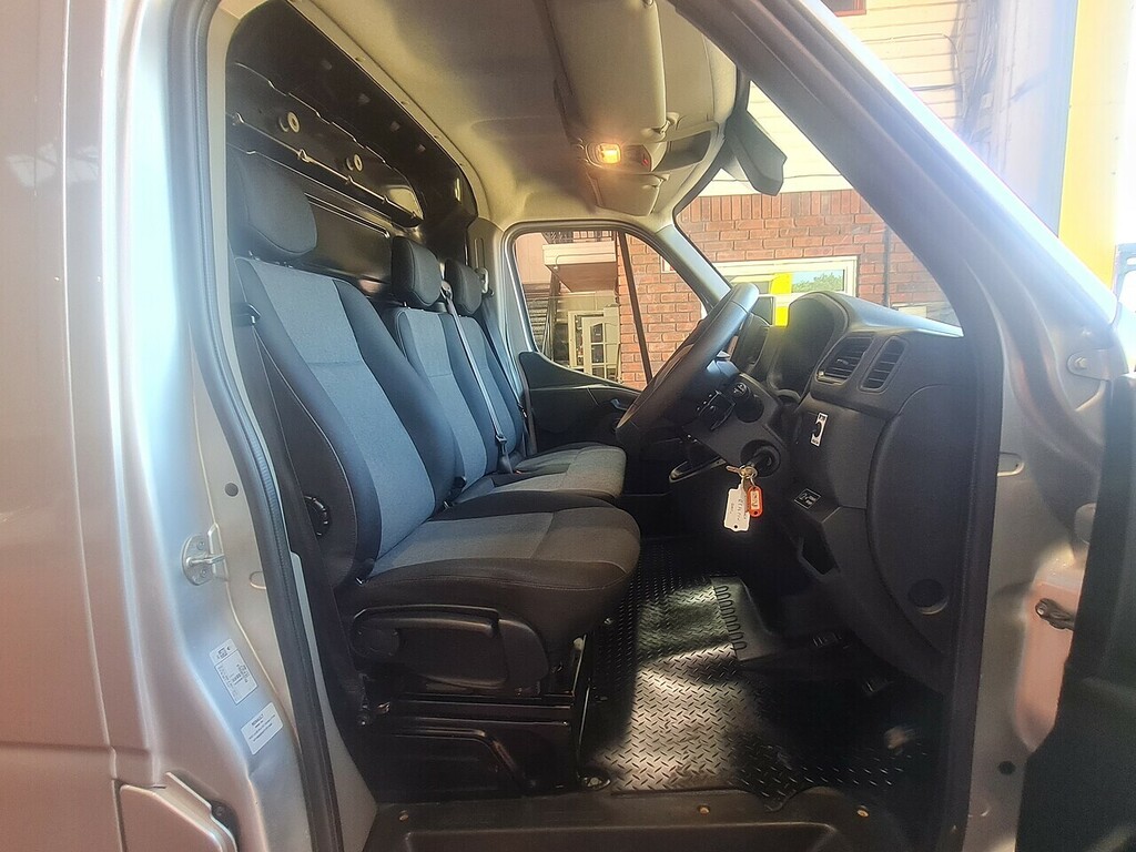 Renault Master Dci 35 Start Panel Van 2.3 RE74PVW Grey #6