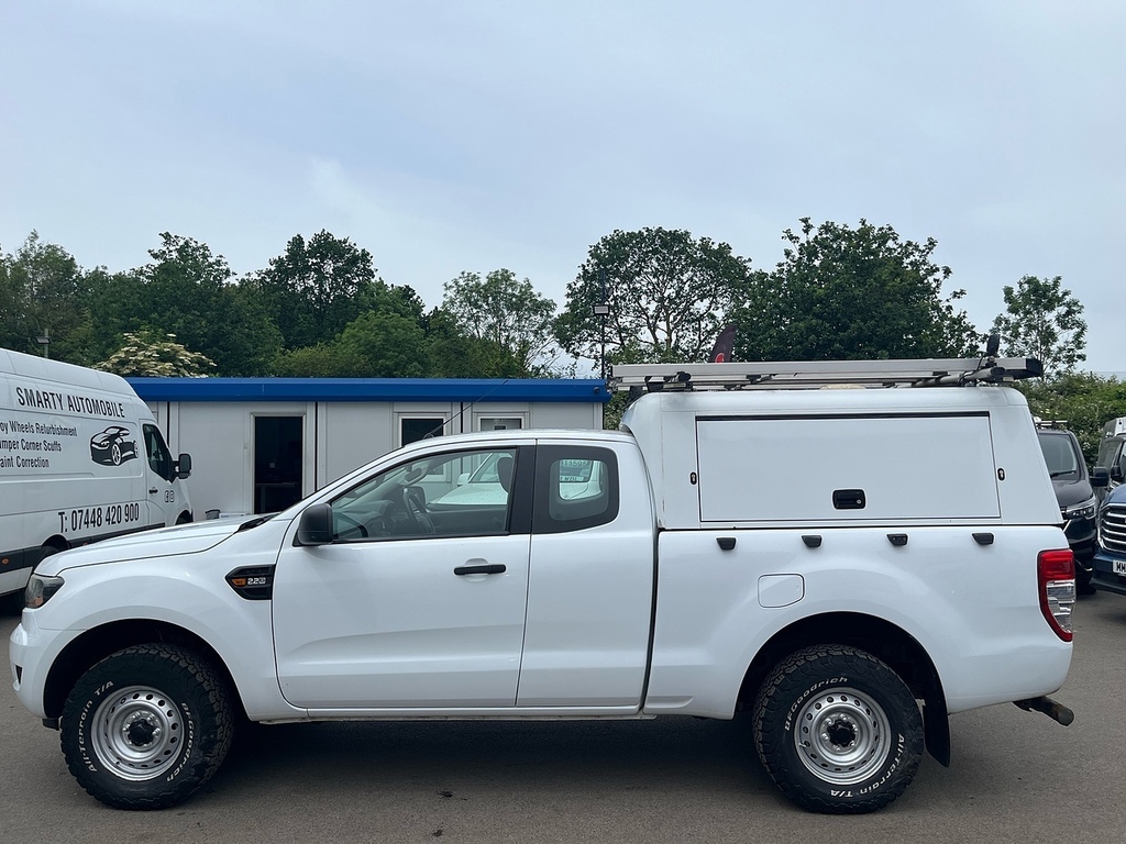 Ford Ranger 2.2 Tdci XL Pickup Double Cab 4W YH68KWL White #4