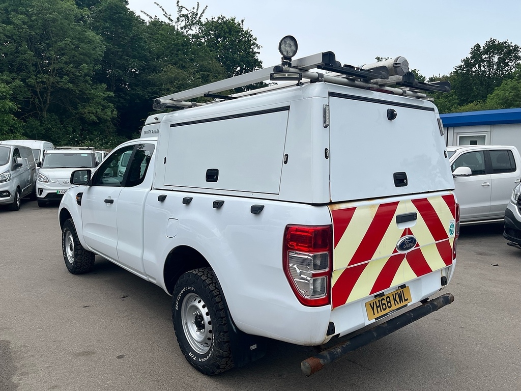 Ford Ranger 2.2 Tdci XL Pickup Double Cab 4W YH68KWL White #5
