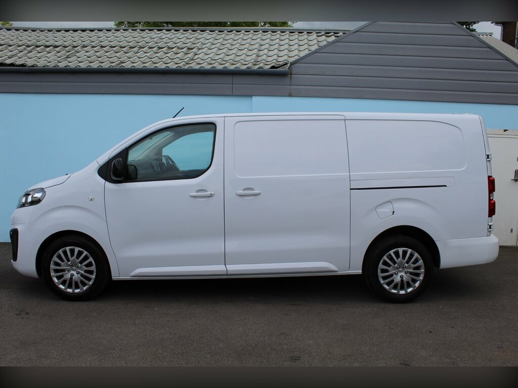 Vauxhall Vivaro 1.5 Turbo D 2900 Pro Panel Van 6Dr S DV23OGU White #5