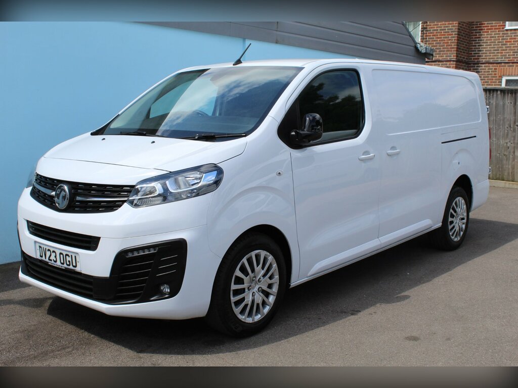 Vauxhall Vivaro 1.5 Turbo D 2900 Pro Panel Van 6Dr S DV23OGU White #4