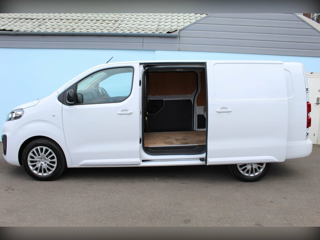 Vauxhall Vivaro 1.5 Turbo D 2900 Pro Panel Van 6Dr S DV23OGU White #6