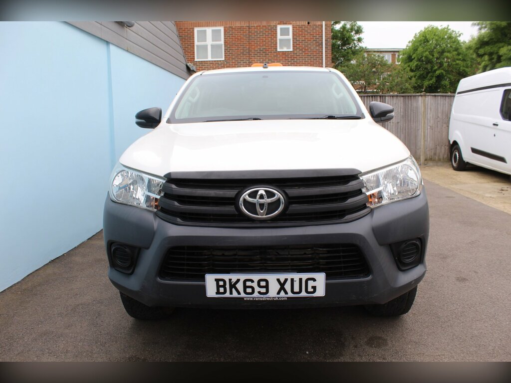 Toyota HILUX 2.4 D-4d Active Pickup Extended Cab Man White #2