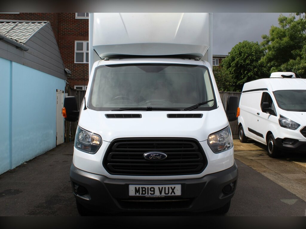 Ford Transit Custom 2.0 350 Ecoblue Chassis Cab Rwd MB19VUX White #2