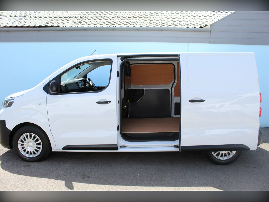 Toyota PROACE 1.5D Icon Medium Panel Van 6Dr Mwb E White #3