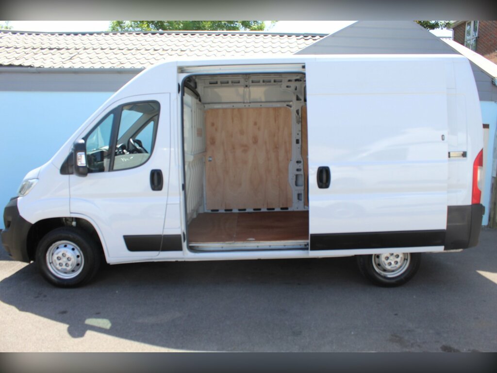Vauxhall Movano 2.2 Cdti 3500 Biturbo Dynamic Panel Van DN23GXO White #3