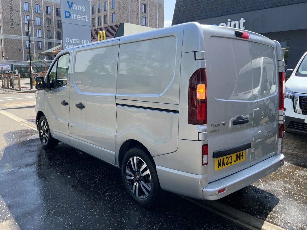Renault Trafic 2L Sport MA23JHH Grey #4