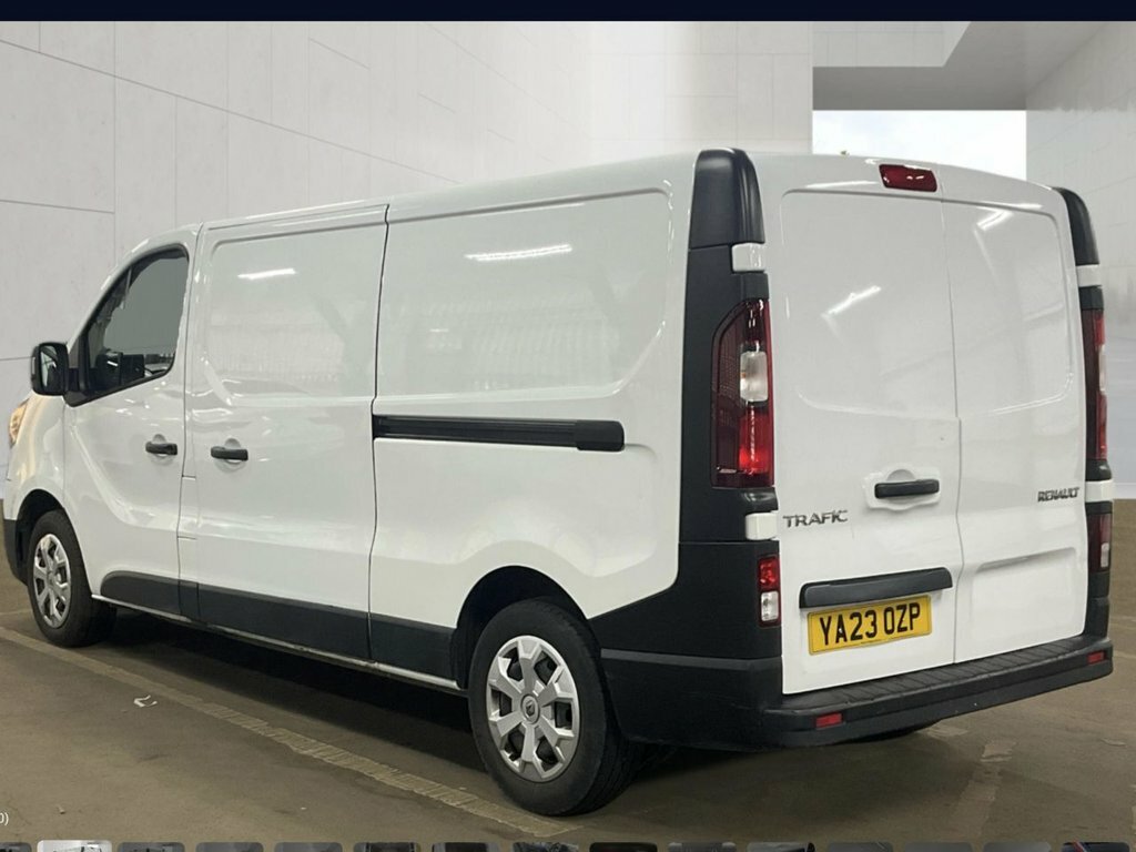 Renault Trafic 2L Start YA23OZP White #4