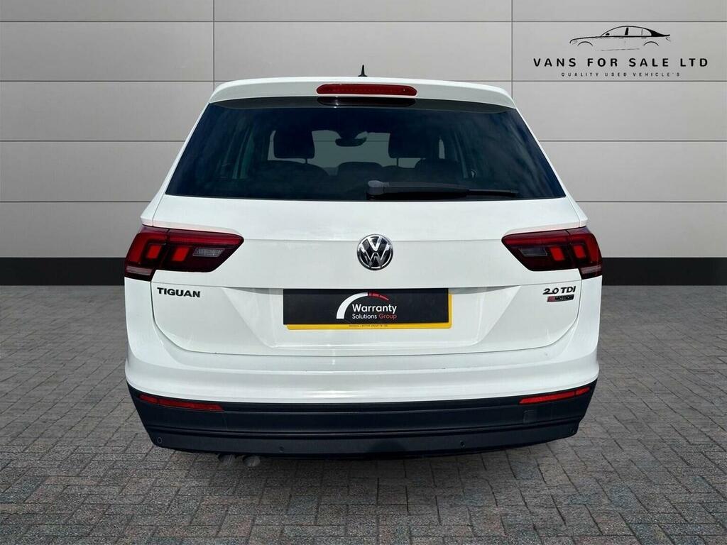 Volkswagen Tiguan Suv 2.0 Tdi Bluemotion Tech Se Navigation Dsg 4Mot KN66WCO White #5