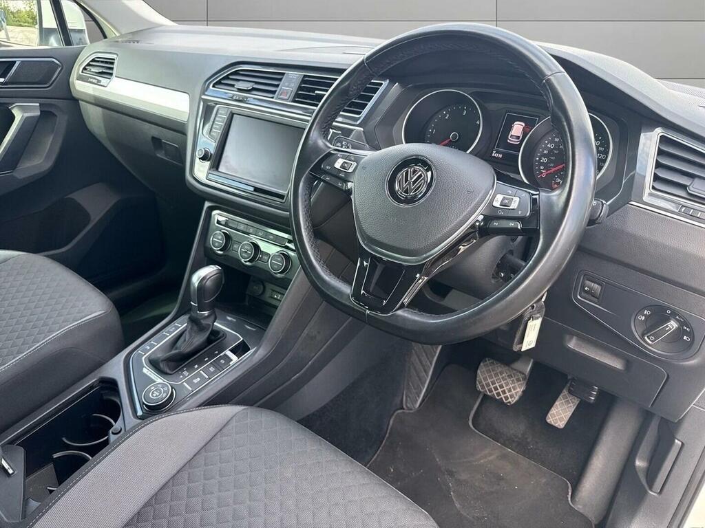 Volkswagen Tiguan Suv 2.0 Tdi Bluemotion Tech Se Navigation Dsg 4Mot KN66WCO White #4