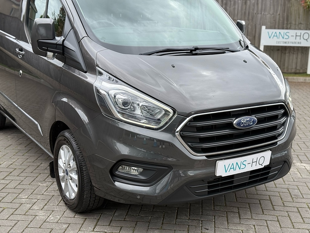 Ford Transit Custom Mpv YM22GHF #2