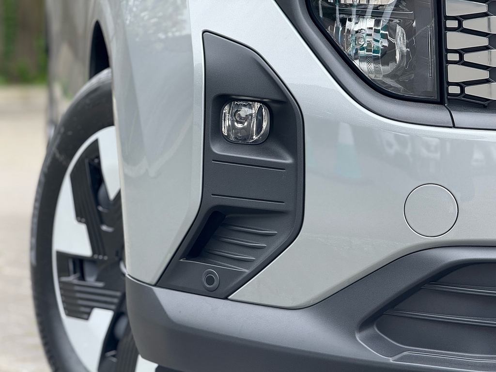 Ford Transit Courier Mpv HV75AKF Silver #6