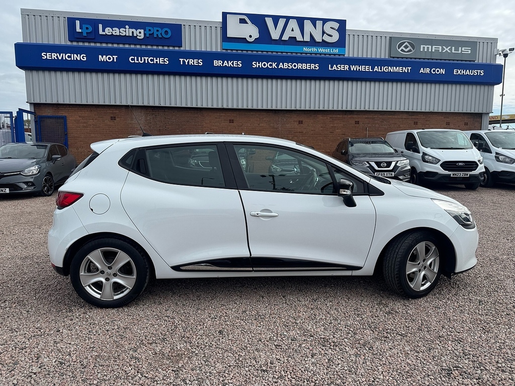 Renault Clio Dynamique Medianav White #3