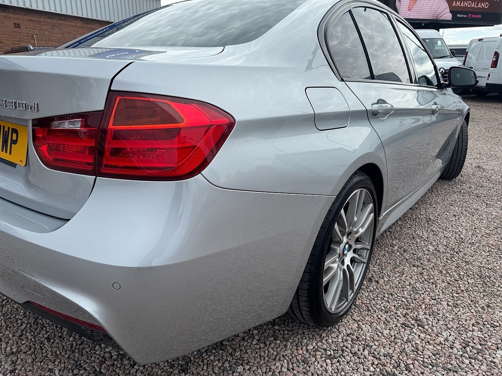 BMW 3 Series 330D Blueperformance M Sport EX15UWP Silver #4