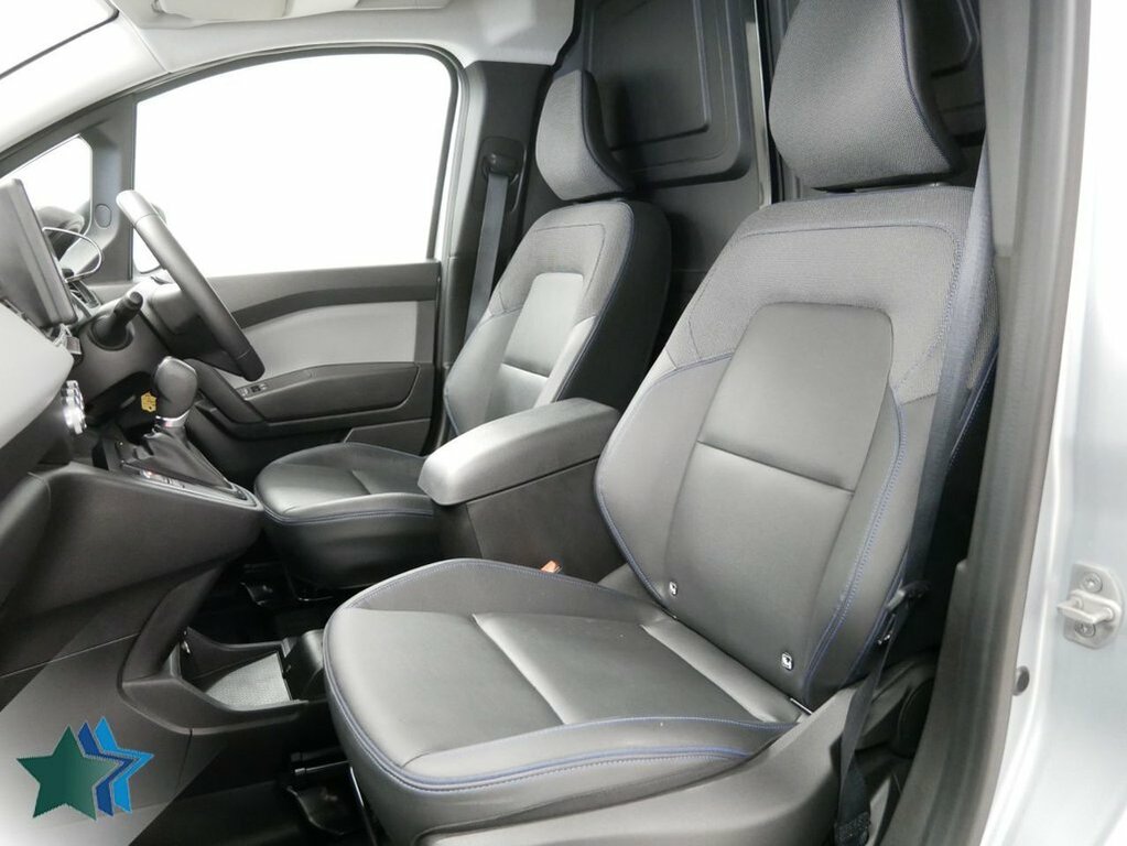 Nissan TOWNSTAR Mpv LR74HTN Grey #3