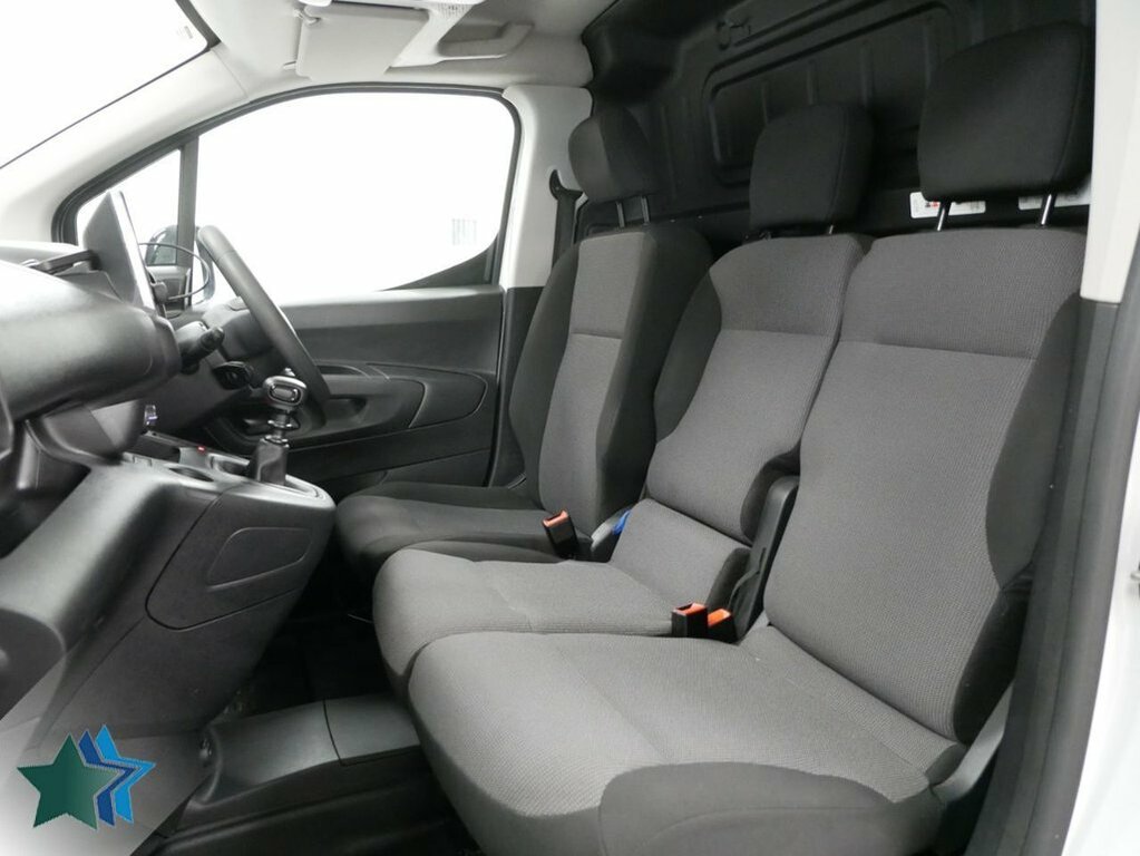 Citroen Berlingo 1.5L Bluehdi 950 Enterprise Xl Pro Panel Van 6Dr D YE72BZB White #3