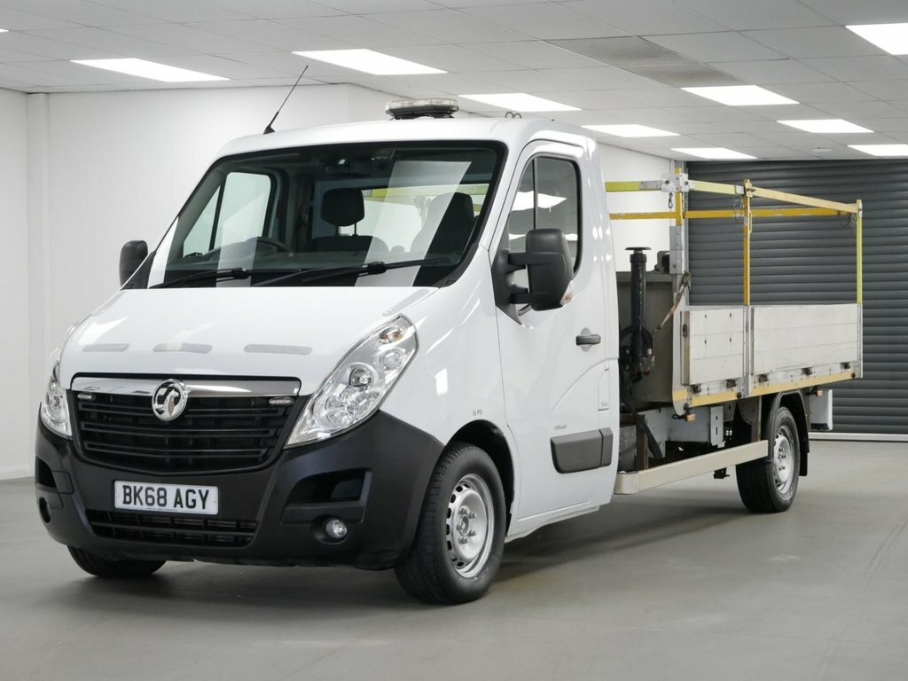 Vauxhall Movano 2.3L Cdti 3500 Biturbo Chassis Cab Manu White