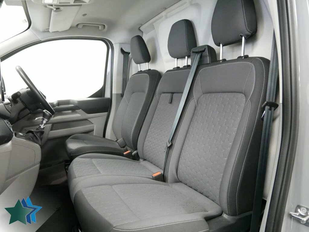 Ford Transit Custom 2L 2.0 280 Ecoblue Limited Panel Van Ma YH74XYZ Grey #4