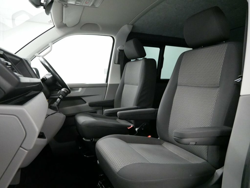 Volkswagen Transporter 2L 2.0 Tdi T3highline Kombi Double Cab GU71VYJ Grey #3
