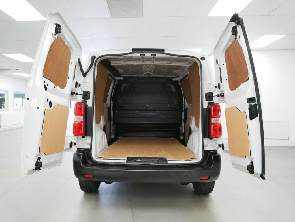 Vauxhall Vivaro 1.5L Turbo D 2900 Prime Panel Van 6Dr Manua DS23KSY White #5