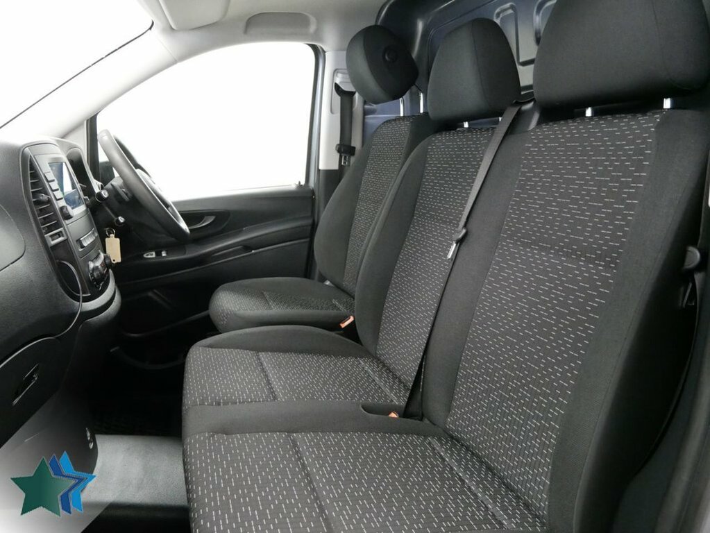 Mercedes-Benz Vito 2.1L 116 Cdi Progressive Panel Van Manu Grey #4