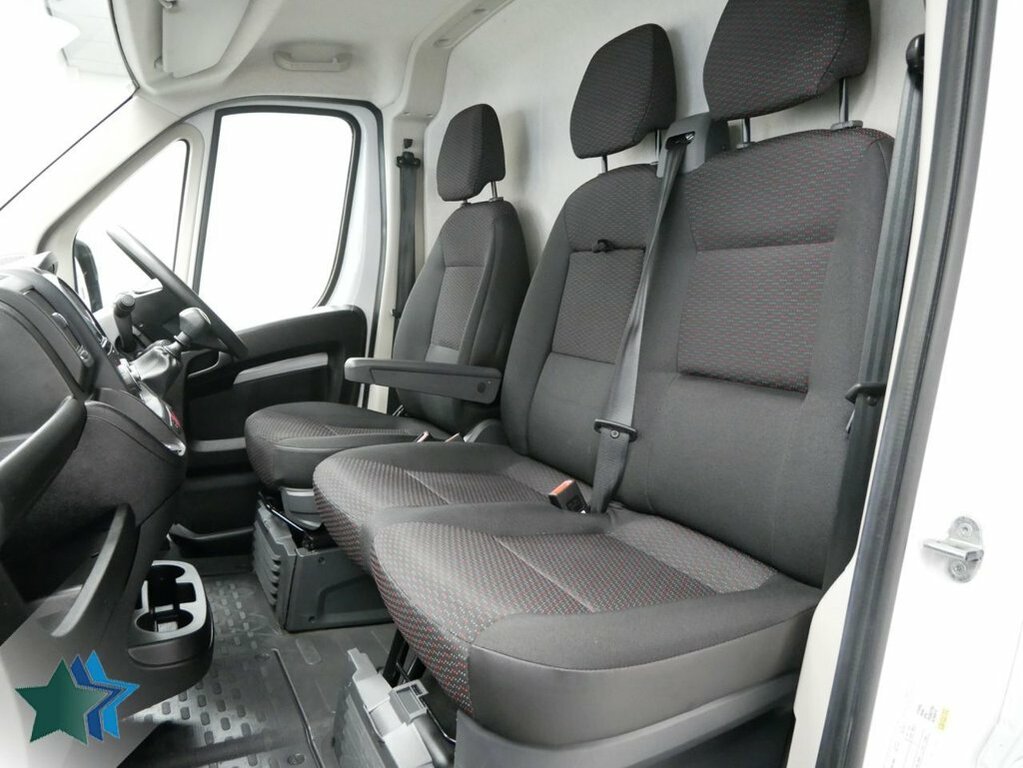 Peugeot Boxer 2.2L Bluehdi 335 Professional Premium Panel Van CK24ONX White #5