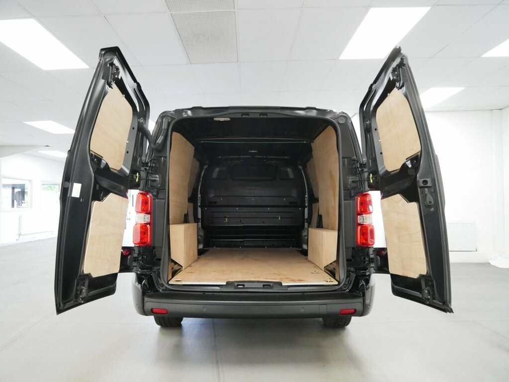 Vauxhall Vivaro 1.5L Turbo D Pro Xl Panel Van 6Dr Lw BK75LVS Black #3