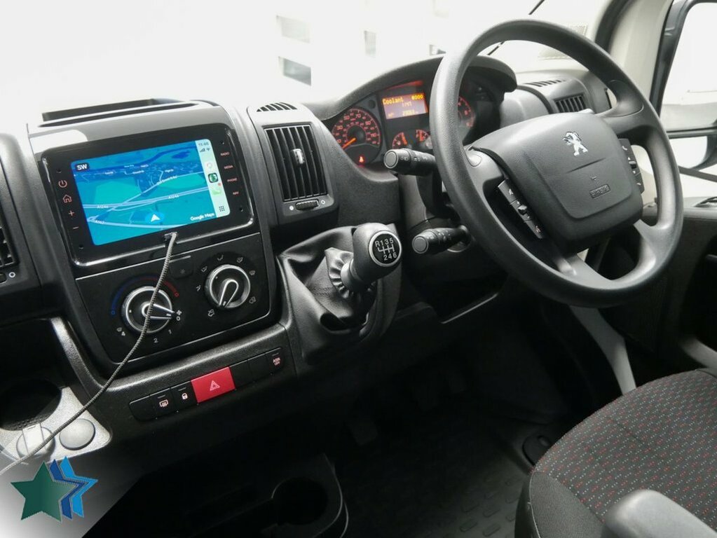 Peugeot Boxer 2.2L Bluehdi 335 Professional Premium Panel Van BT24LVR White #2