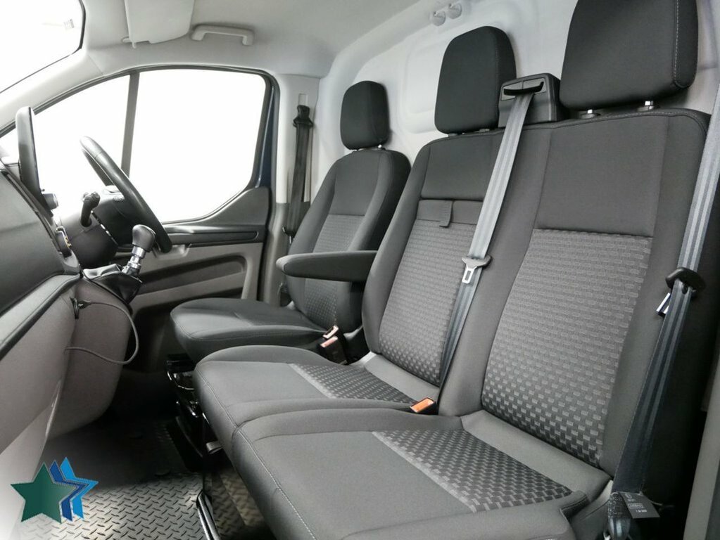 Ford Transit Custom 2L 2.0 320 Ecoblue Trend Panel Van Manu EO71HXR Blue #5