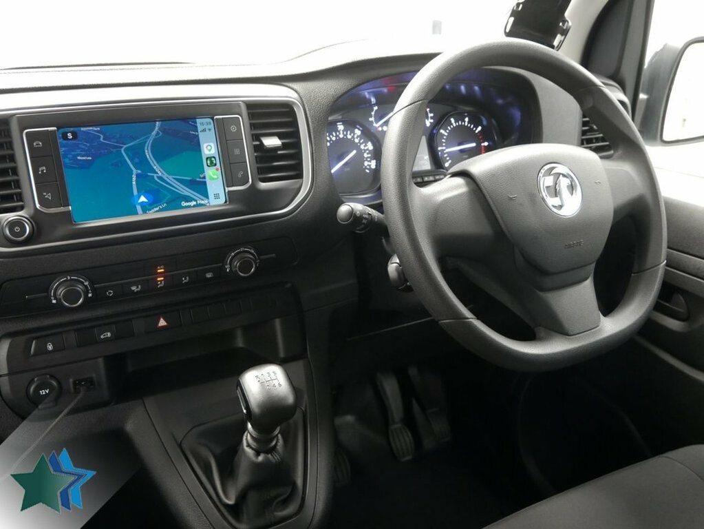 Vauxhall Vivaro 1.5L Turbo D 2900 Pro Panel Van 6Dr DY73KXE White #2