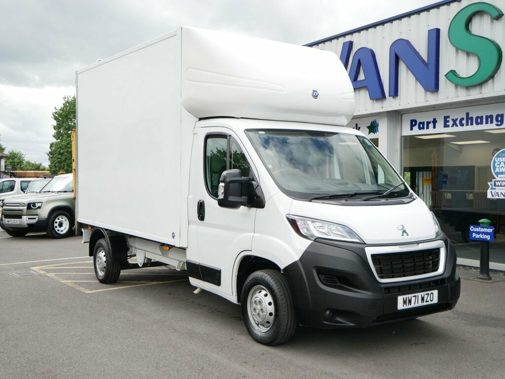 Peugeot Boxer 2.2L Bluehdi 335 Built For Business Low Floor Luto White #5
