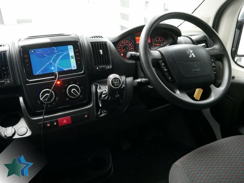 Peugeot Boxer 2.2L Bluehdi 335 Professional Premium Panel Van YV73BYZ White #2