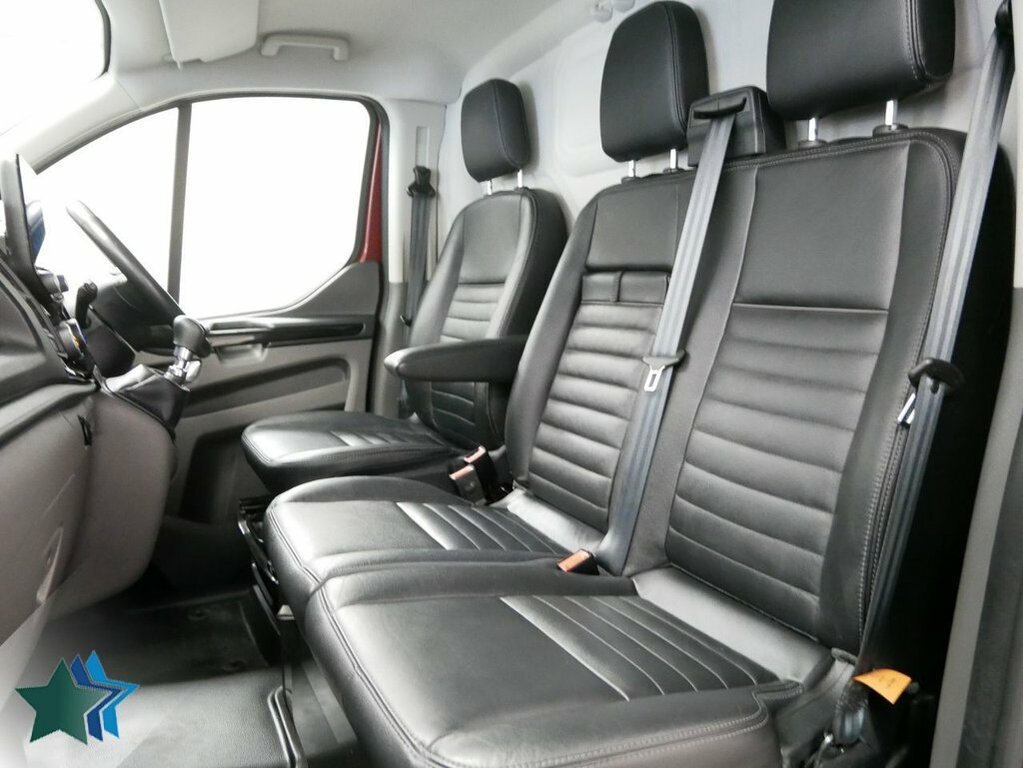 Ford Transit Custom 2L 2.0 300 Ecoblue Trail Panel Van Manu MJ22FKL Red #4