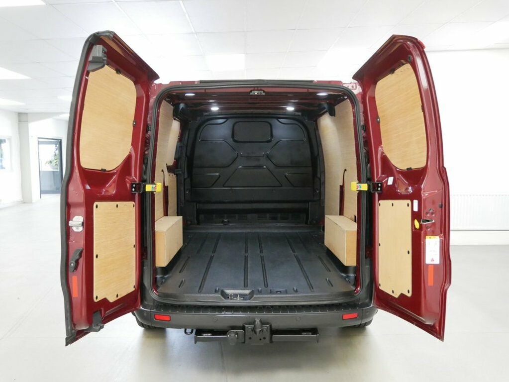 Ford Transit Custom 2L 2.0 300 Ecoblue Trail Panel Van Manu MJ22FKL Red #3