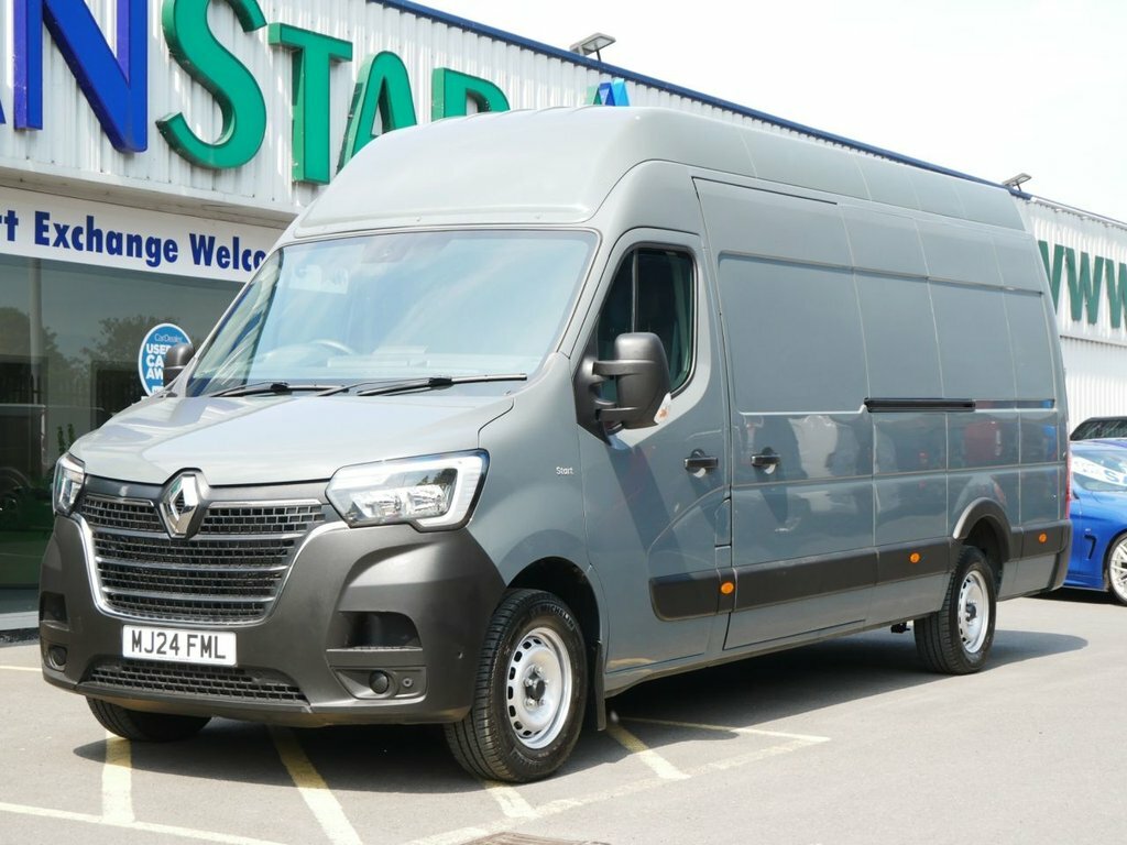 Renault Master 2.3L Dci 35 Start Long Overhang Panel Van Dies Grey